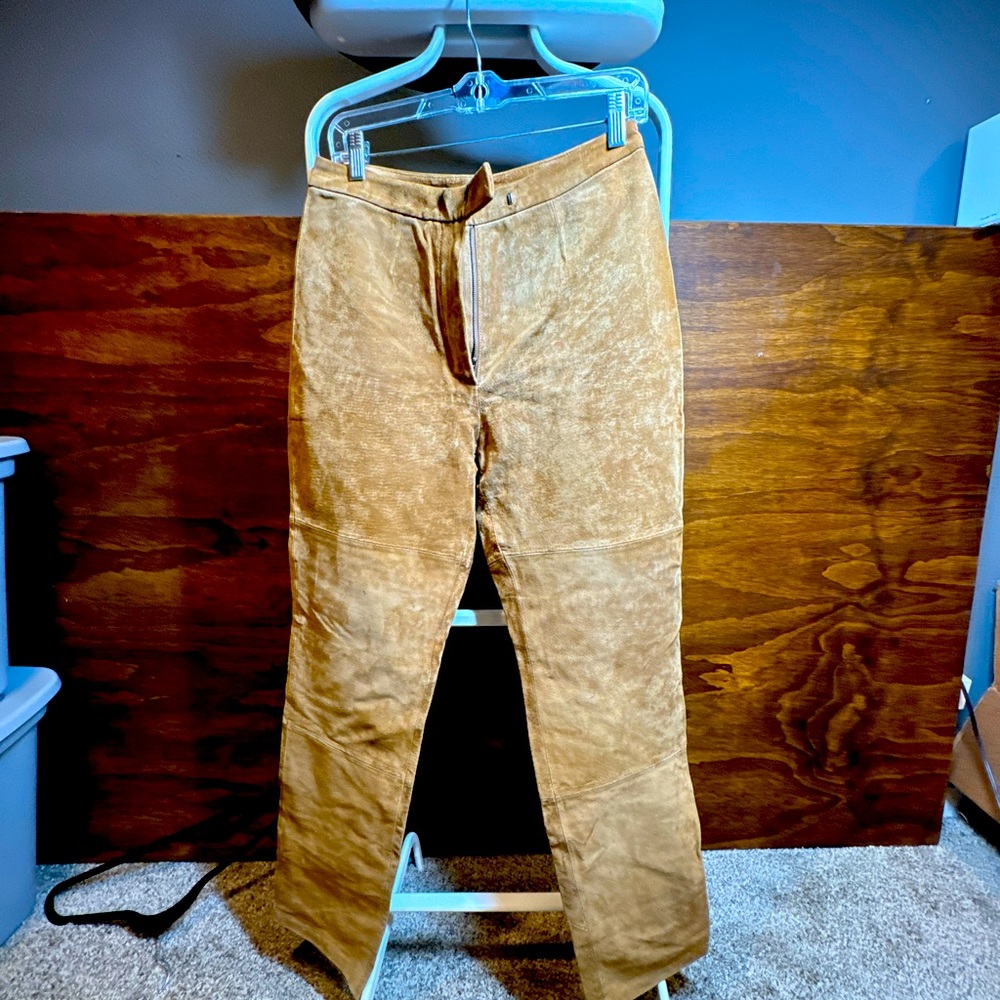 Western brown shade pants size 8 women but more like a 6